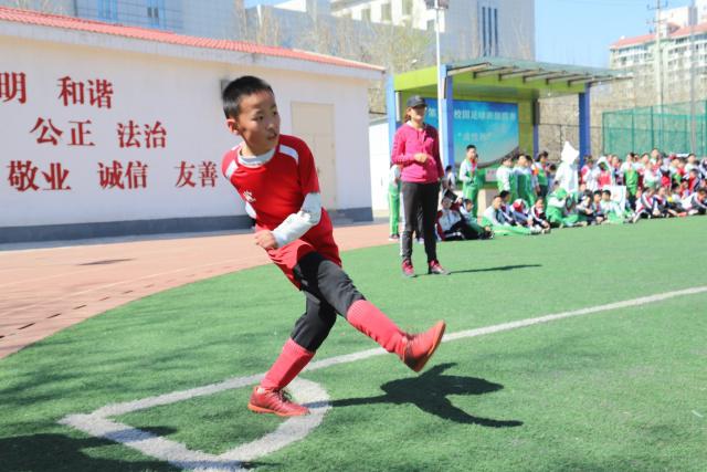 19岁的小将亚马尔立志夺取更多金球奖